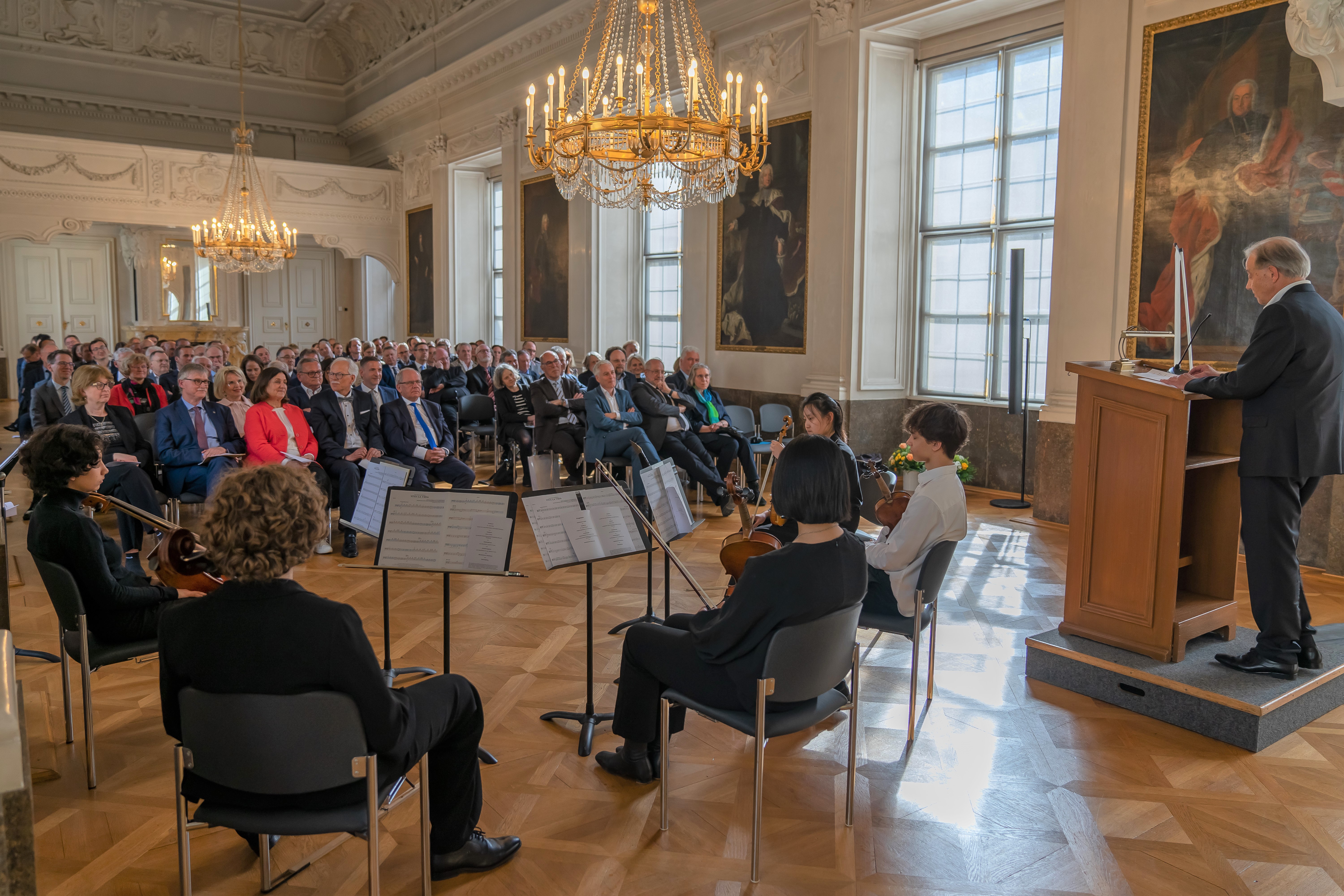 feierlicher Amtsleiterwechsel im Fürstensaal der Residenz feierlicher Amtsleiterwechsel im Fürstensaal der Residenz